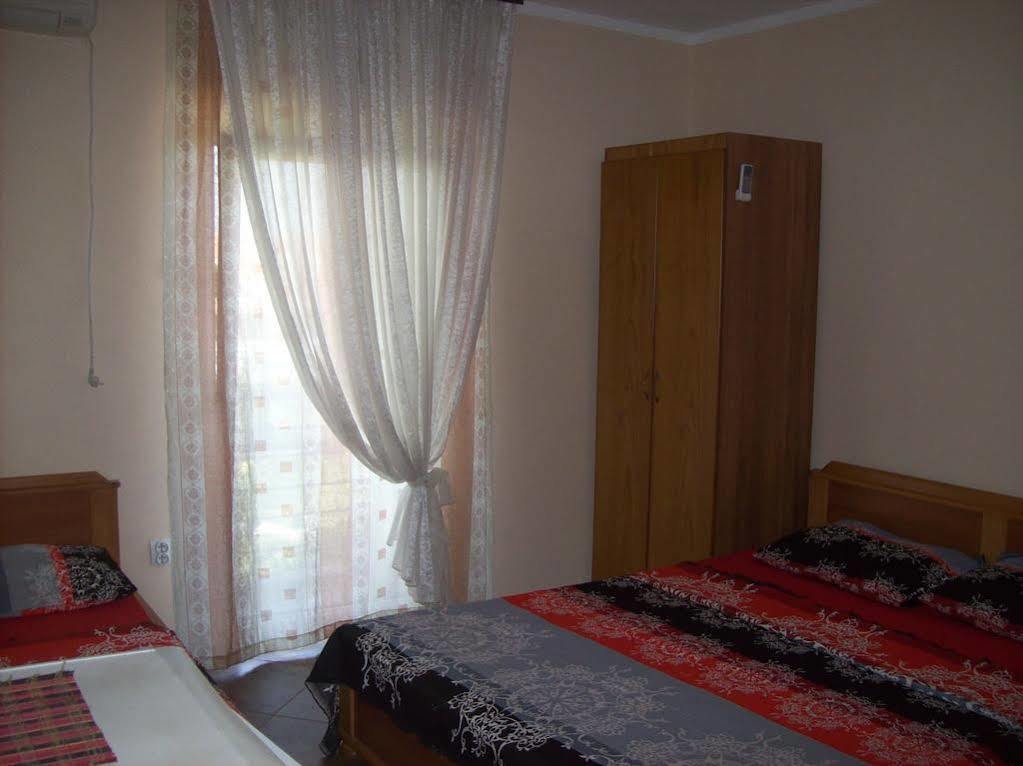 Lukic Apartmani Bar Exterior photo